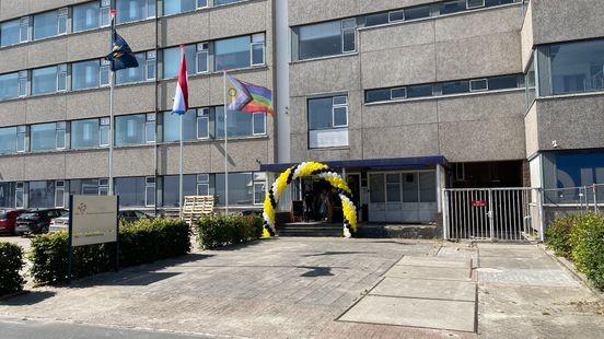 Groningen vangt tijdelijk vluchtelingen uit Ter Apel op