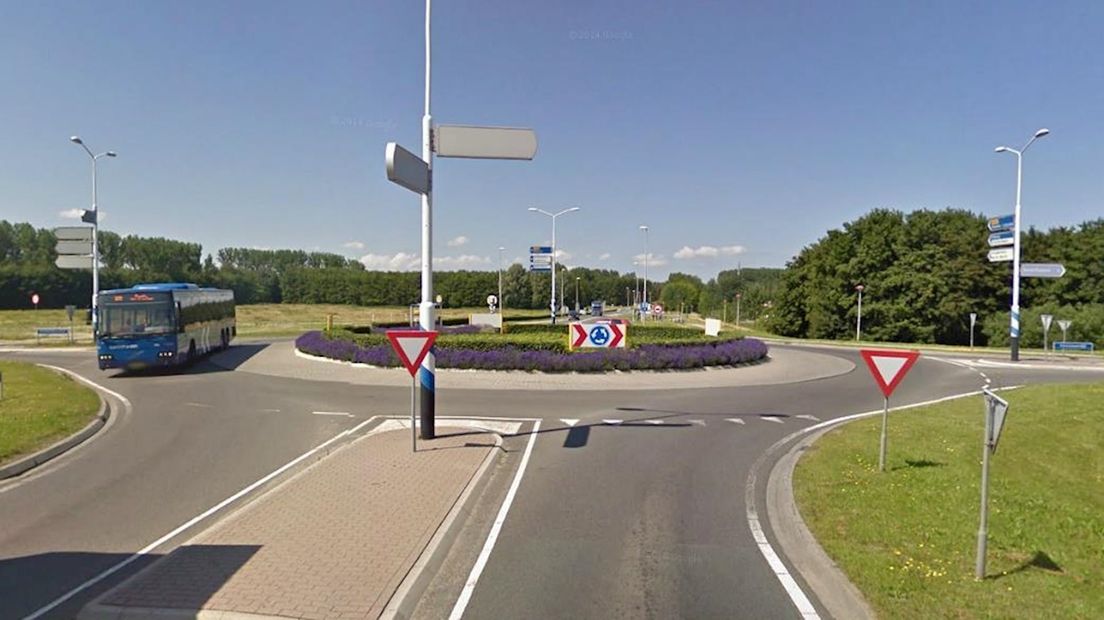 Rotonde tussen Kampen en Roggebot