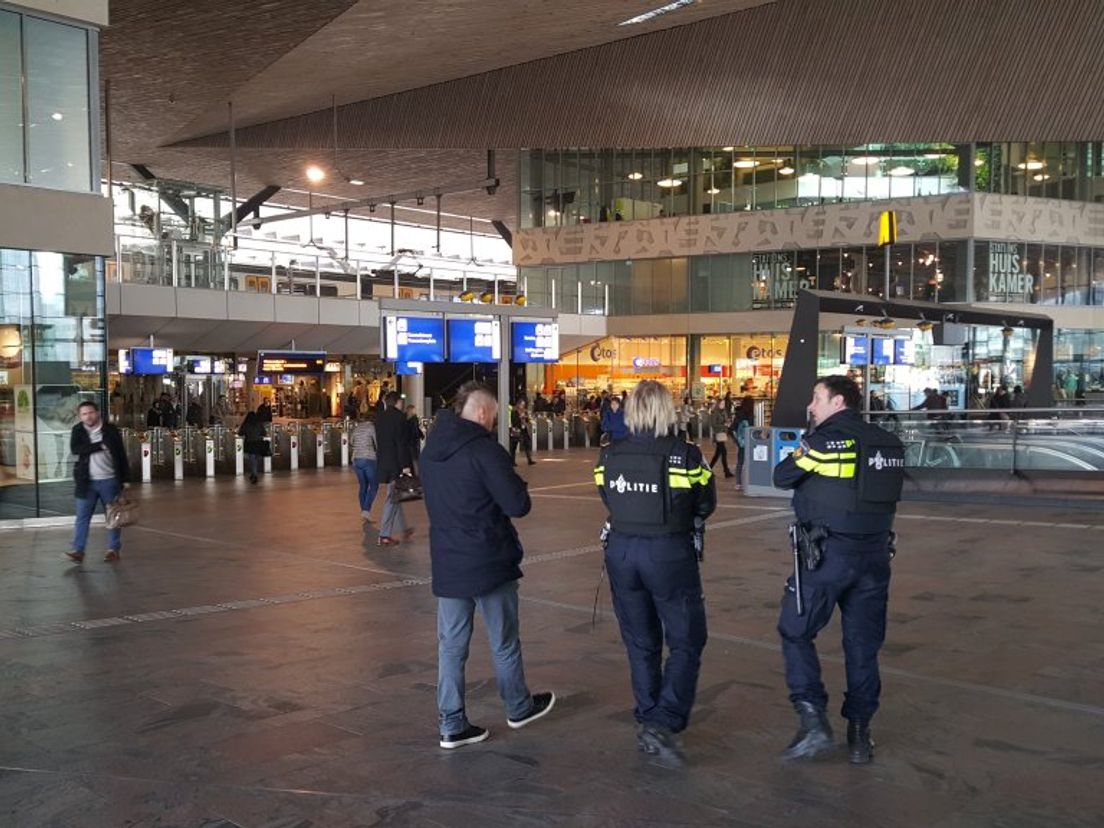 Rotterdam Centraal na de aanslagen op het vliegveld van Brussel
