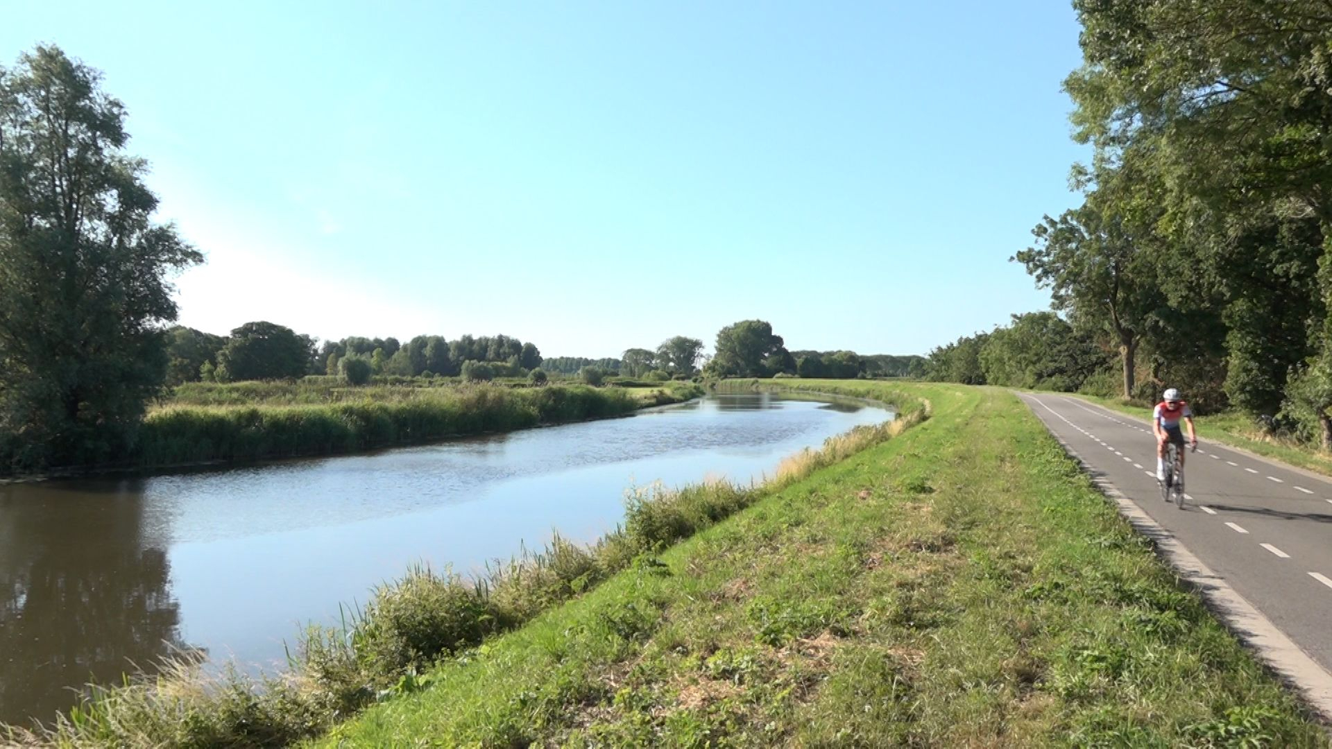 Zonder dijken ligt de Veluwe aan zee: fietsers maken statement