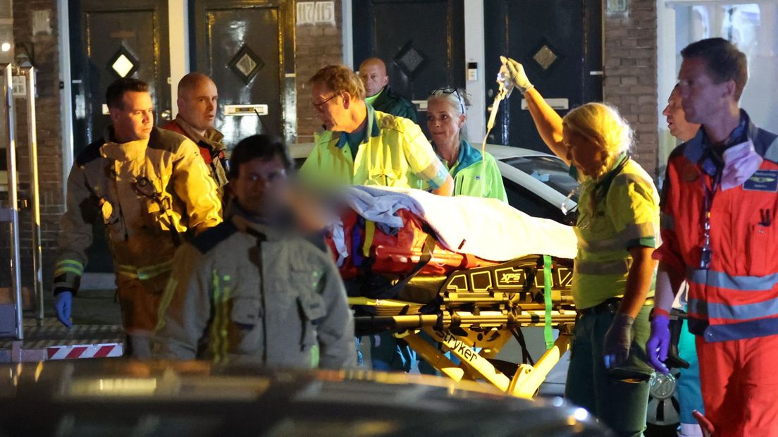 Hulpdiensten behandelen het 48-jarige slachtoffer
