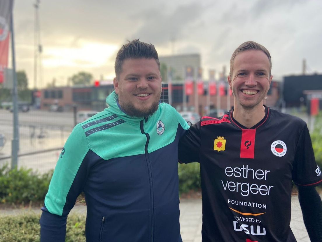 Excelsior-supporters Danny van Aalst (links) en Dylan Metselaar (rechts)