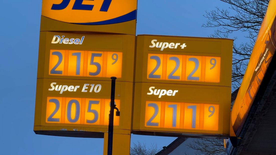 Prijzen aan de pomp in Duitsland weer een stuk lager dan in Nederland.