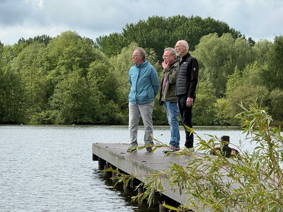 Wijkverenigingen en Emmen maken werk van aanpak waterkwaliteit: 'Moet leiden naar gezonde Rietplas'