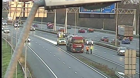 Vrachtwagen met motorproblemen zorgde voor flinke vertraging op A2 Nieuws