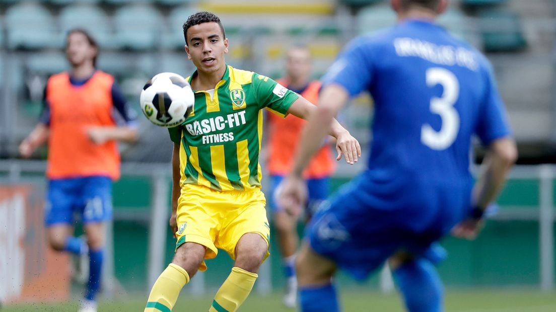Achraf El Mahdioui spelend voor ADO Den Haag