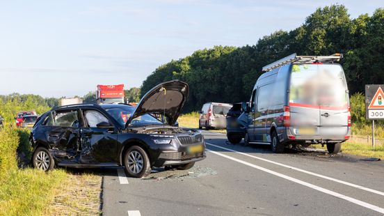 Gewonden bij ongeluk bij Ommen. Gewonden bij ongeluk bij Ommen.