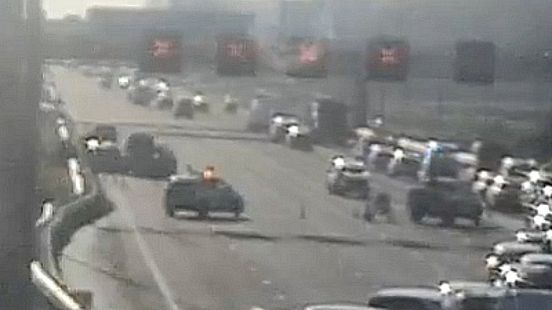 A4 afgesloten na ongeluk met vier autos. A4 afgesloten na ongeluk met vier autos.