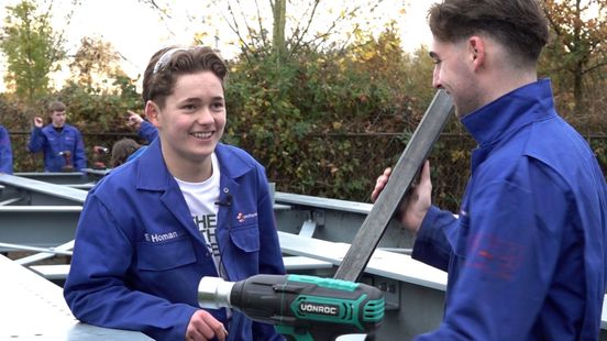 'Een tweedehands brug met een nieuw leven': studenten bouwen duurzame fietsbrug
