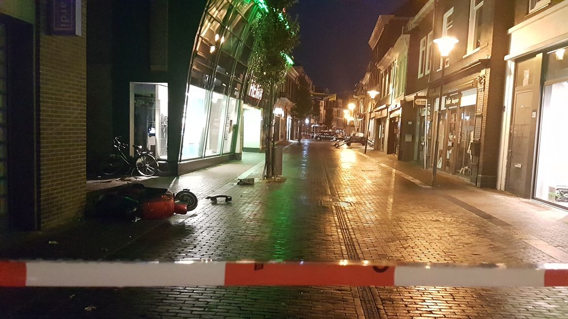 Bij juwelier Royals aan de Hoogstraat in Wageningen heeft donderdagochtend een ramkraak plaatsgevonden, zo meldt de politie.