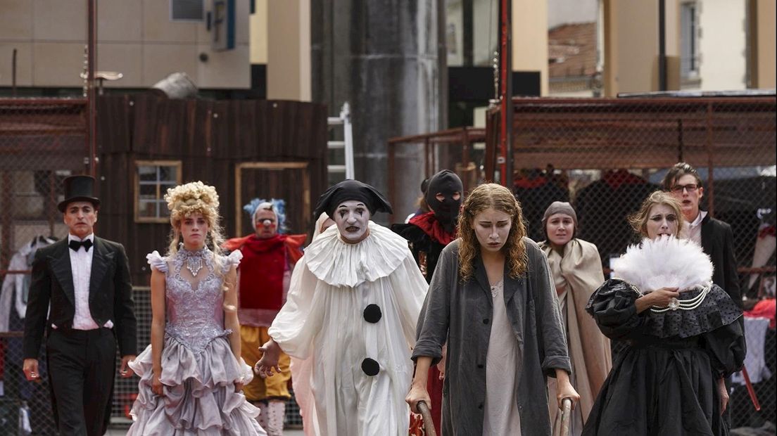 Teatro del Silencio, betaalde voorstelling tijdens Deventer Op Stelten