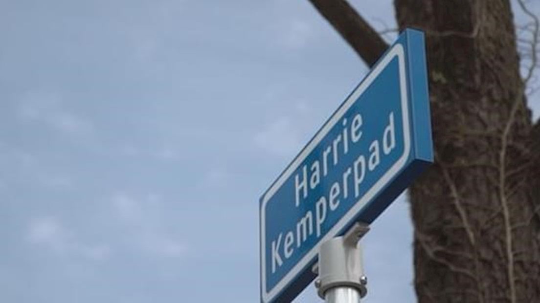 Harrie Kemper wordt geëerd met een eigen wandelpad