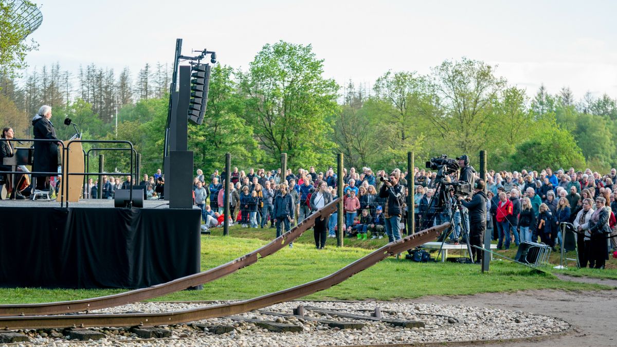 Kijk terug: Dodenherdenking vanuit voormalig Kamp Westerbork