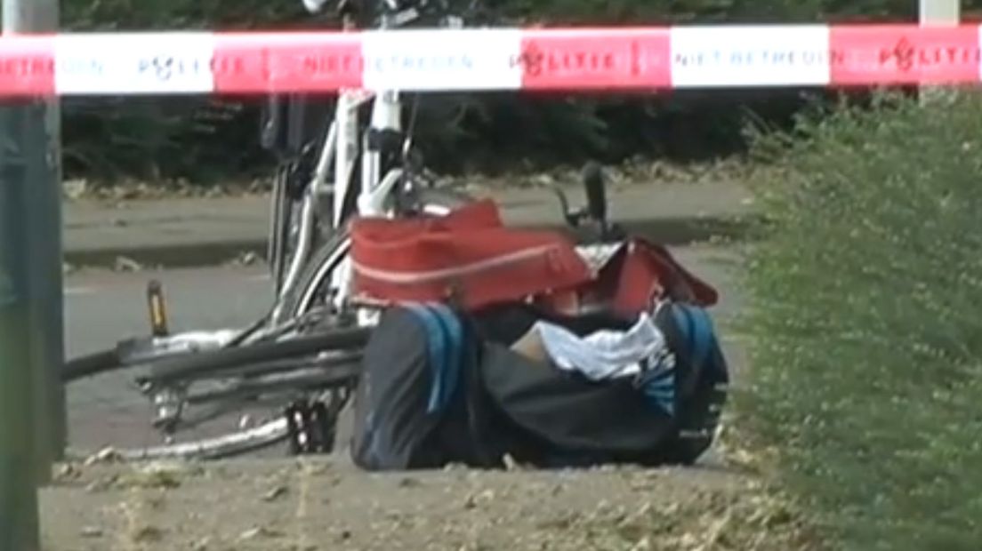 In de tas die dinsdag voor opschudding zorgde aan de Monseigneur Bekkerslaan in Doesburg was explosief materiaal aanwezig. Dat meldt de politie.