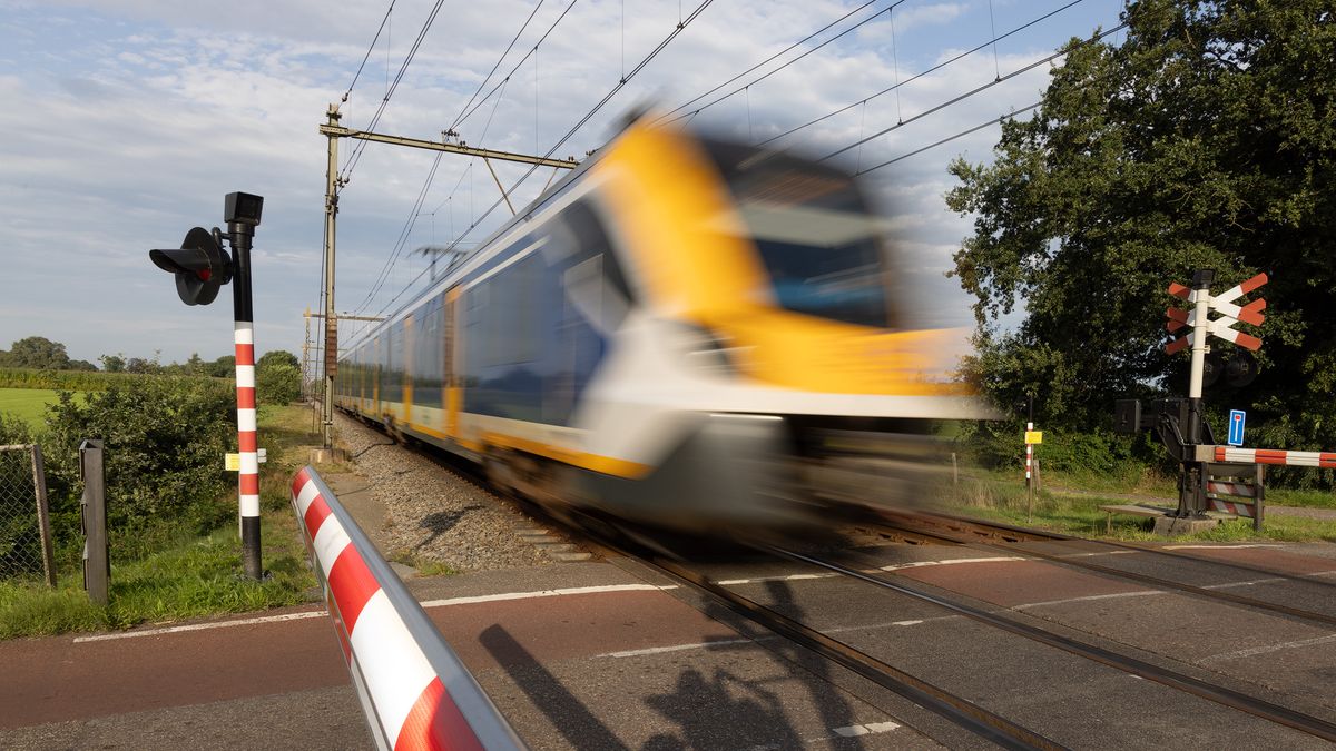 Groninger (19) probeert vrouw in trein naar Assen te verkrachten, OM eist 45 maanden cel