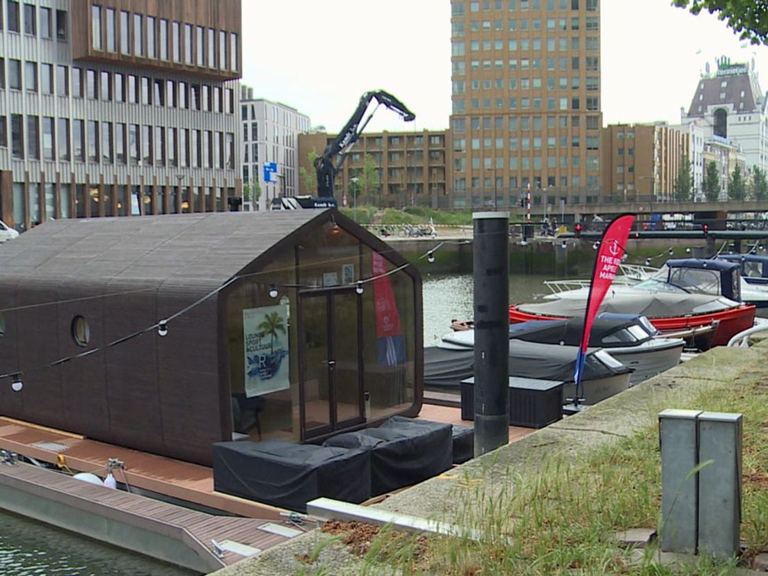 De wikkelboot kan ook geboekt worden voor een overnachting via Airbnb