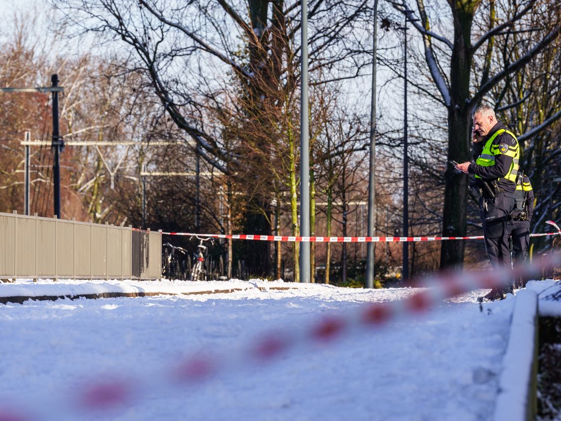 De politie is een groot onderzoek gestart en beschikt over veel camerabeelden.