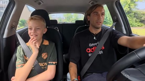 In de auto van meester Jules vertellen leerlingen uit speciaal onderwijs hun verhaal Home