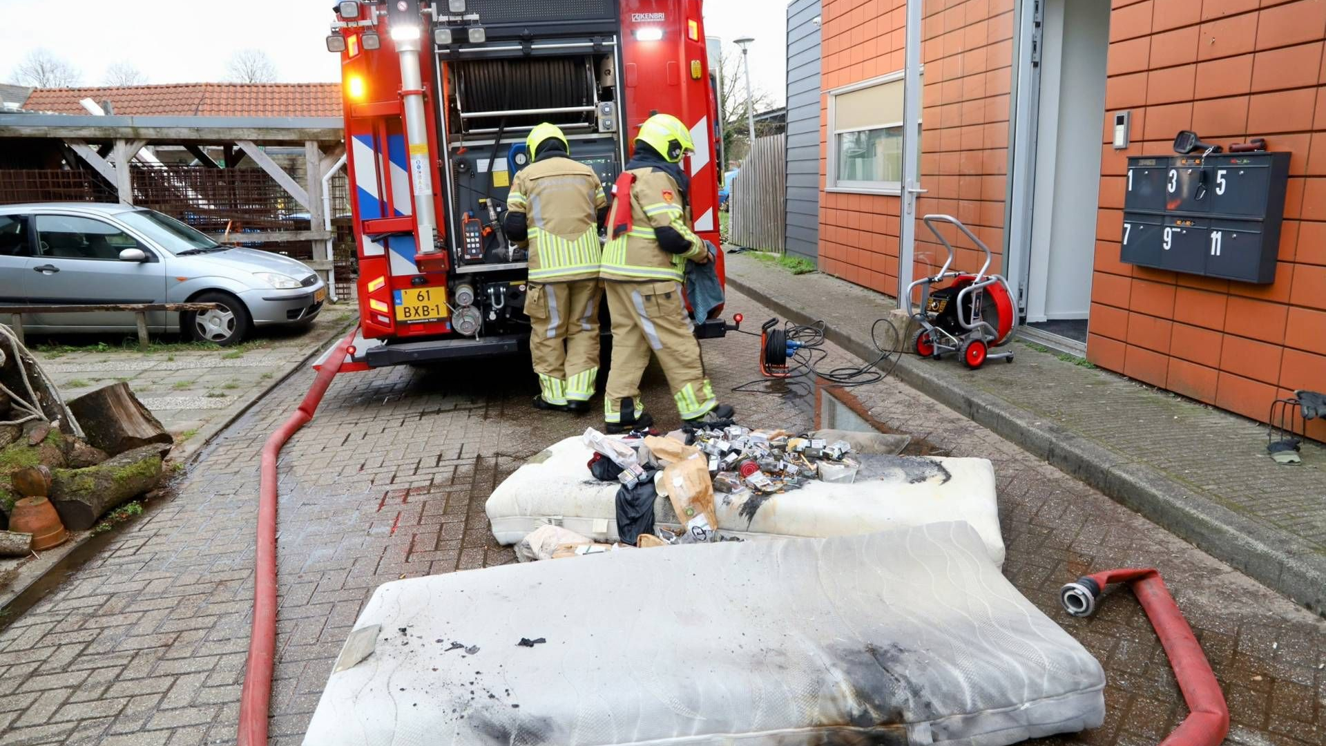 Matras in brand; mogelijke oorzaak lijkt makkelijk te bepalen