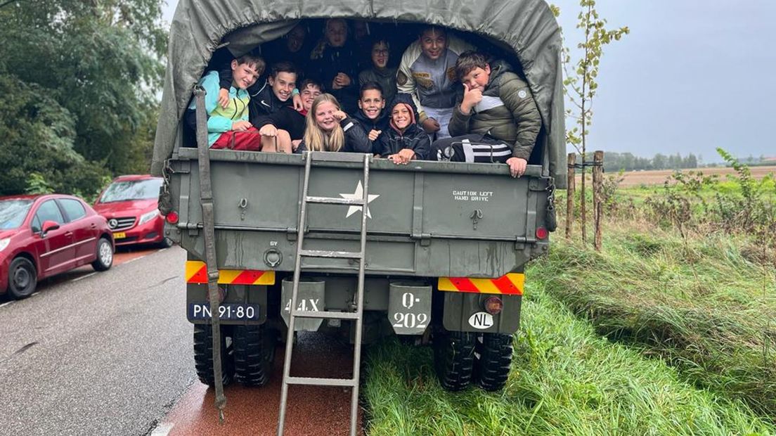 De leerlingen van groep 8 in Axel