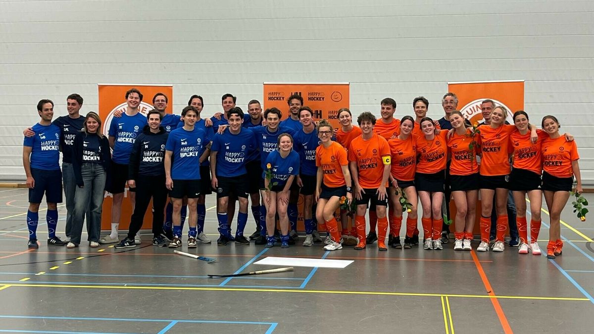 Wereldrecord langste zaalhockeywedstrijd verbroken in Goes: 'We zijn helemaal kapot, maar wel voldaa