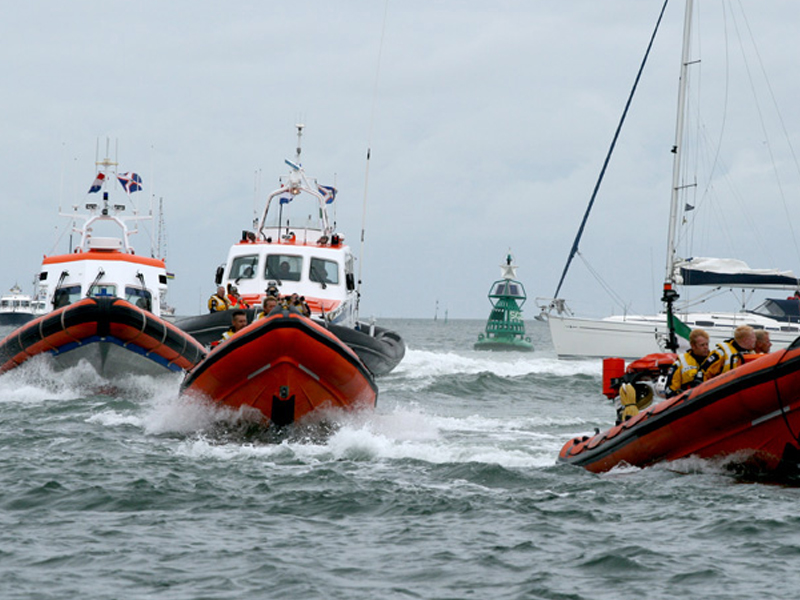 Grote Zoekactie Naar Vermiste Surfer - Rijnmond