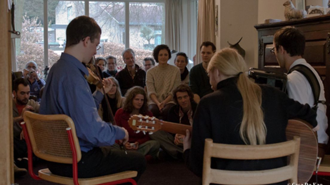 Arnhemse huiskamers worden concertzaaltjes
