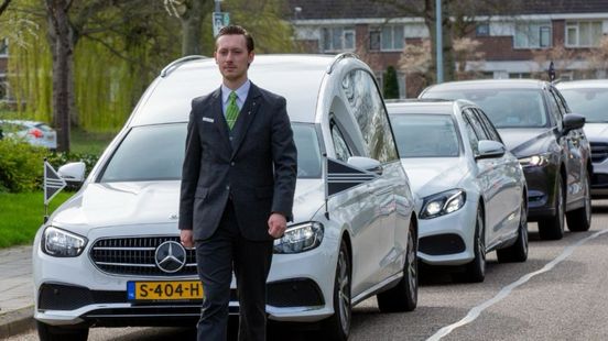 Oproep uitvaartverzorger Bastiaan gaat viraal: 'Heb een beetje respect'