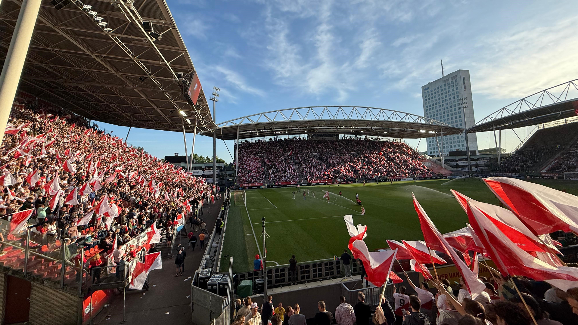 Indeed tot zomer 2029 hoofdsponsor FC Utrecht