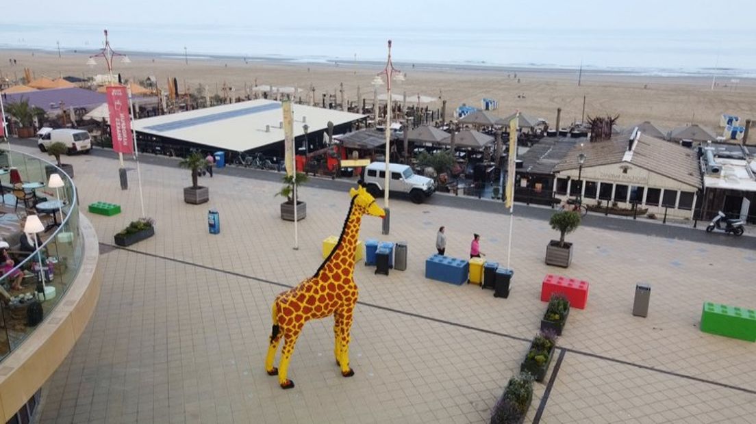 Legoland-op-de-Scheveningse-boulevard-Beeld-Omroep-West