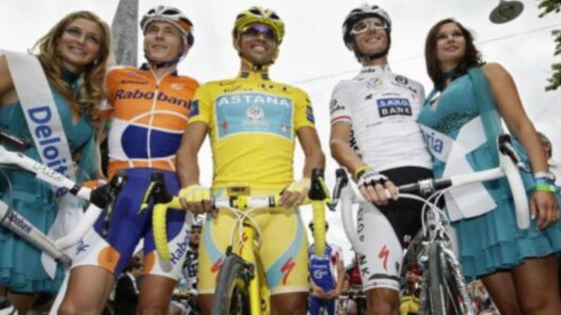 Achterhoeker Robert Gesink heeft dinsdag het criterium van Stiphout gewonnen.
