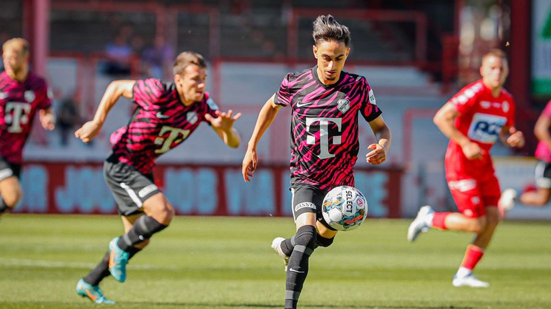 Kortrijker Othmane Boussaid scoorde het enige doelpunt van FC Utrecht.