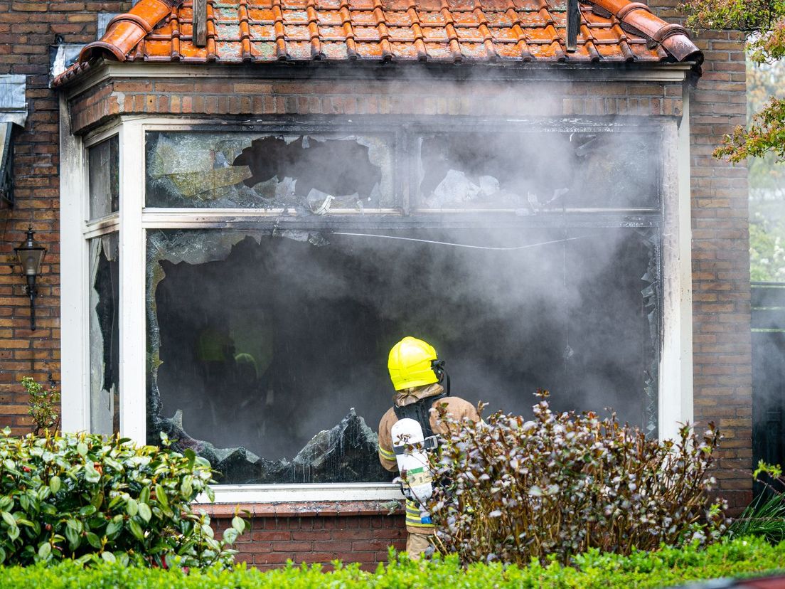 De brandweer had het vuur na een uur onder controle