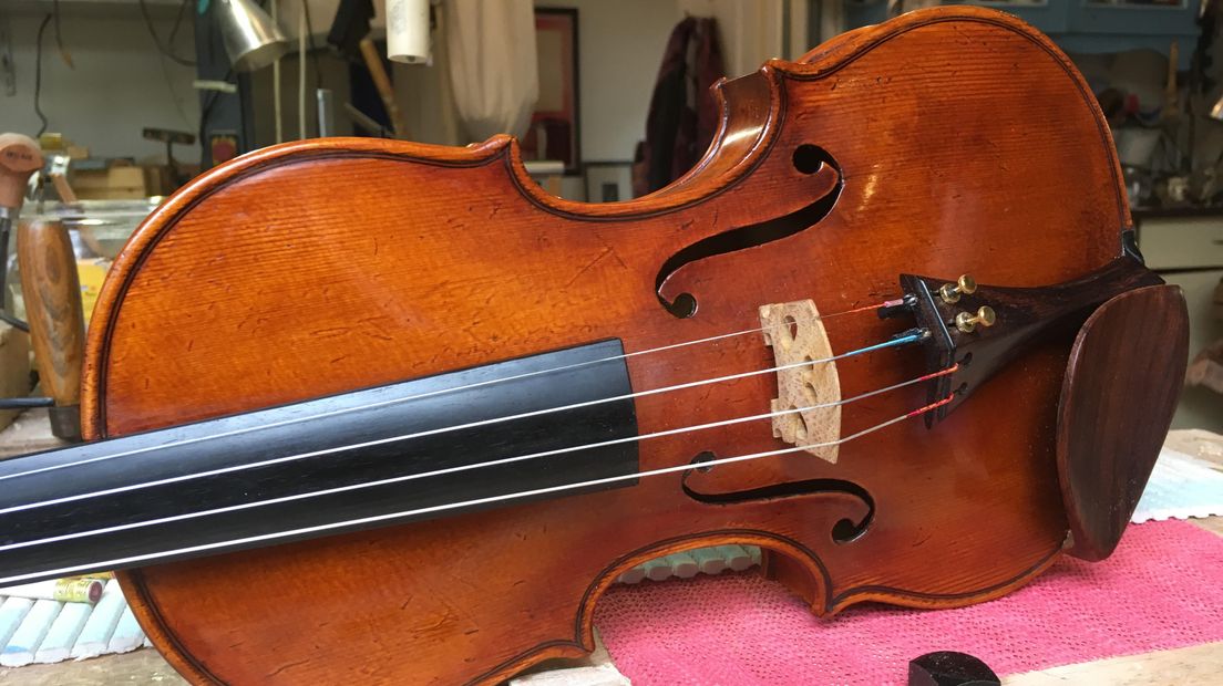 De 'Drentse Stradivarius' (Rechten: RTV Drenthe/Ilona van Veen)