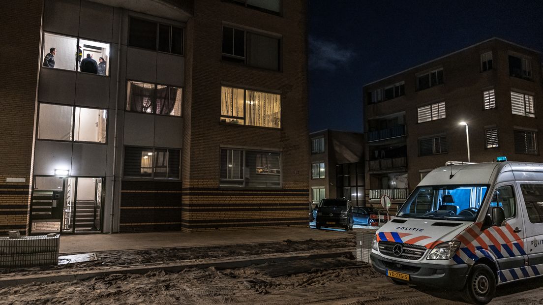 Police Discover Drug Cutting Building with Weapons and Suspects in Rotterdam
