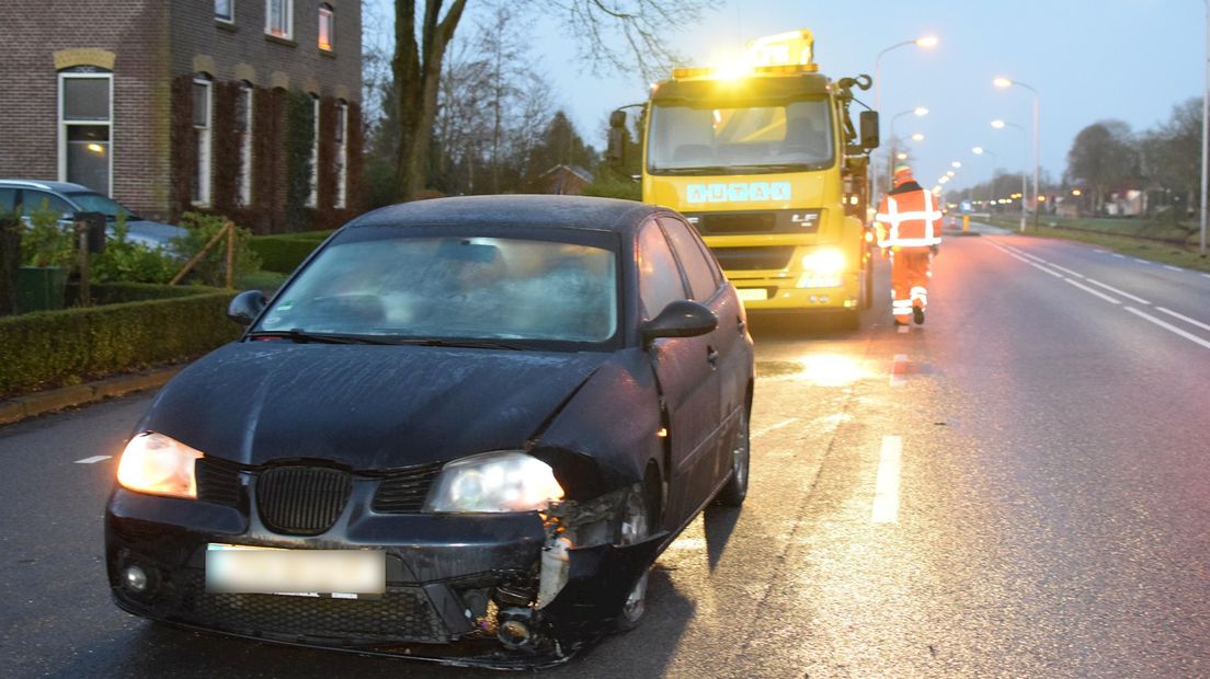 Auto zwaar beschadigd