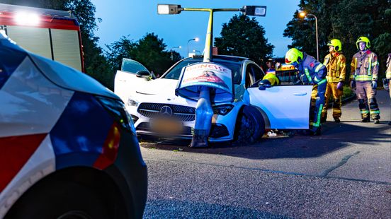 Automobilist mishandelt verpleger in ziekenhuis na ongeluk. Automobilist mishandelt verpleger in ziekenhuis na ongeluk.