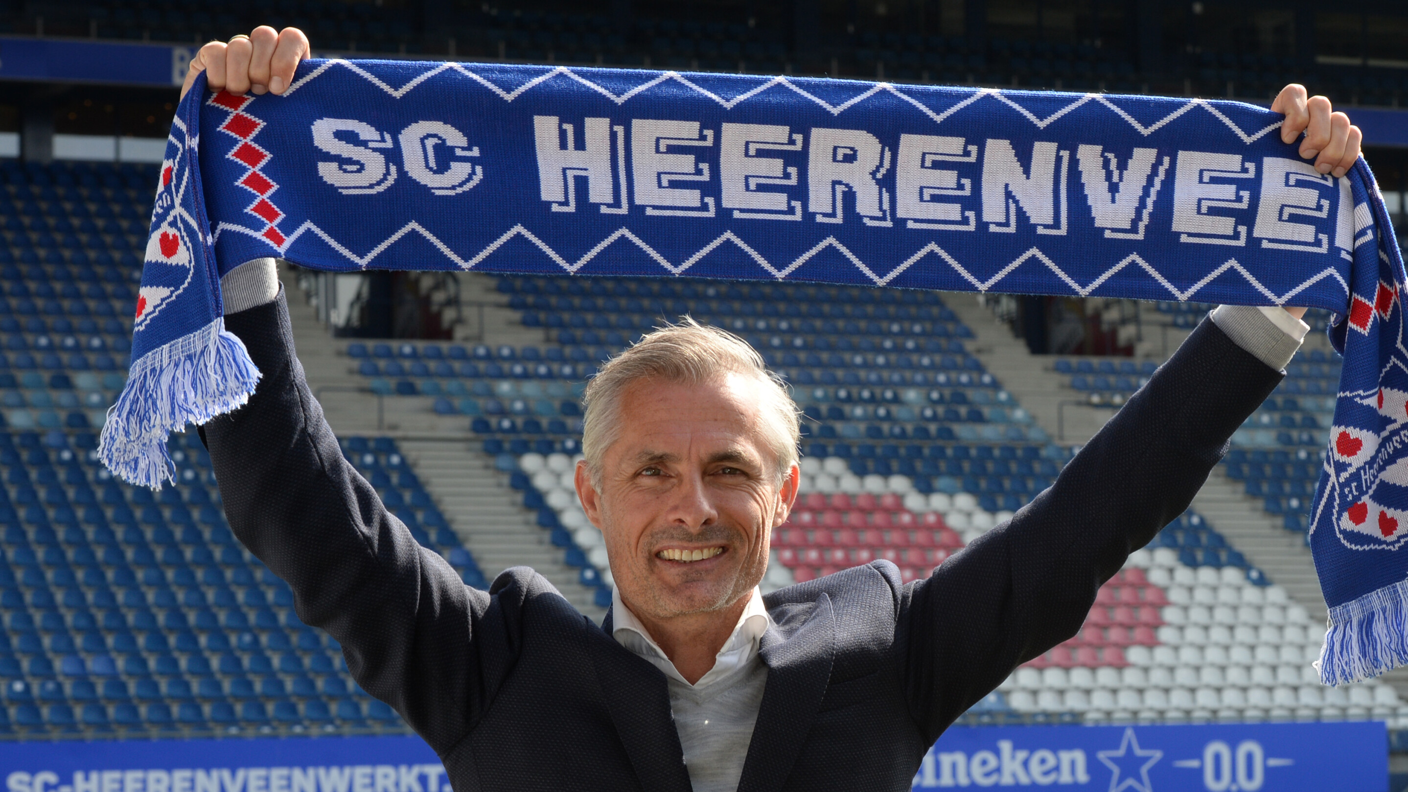 Van Wonderen toen hij in mei 2022 werd gepresenteerd