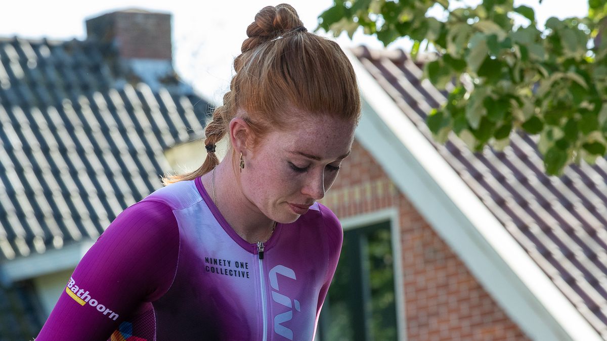 Wielrenbondscoach Ten Dam laat schaatsster Rijpma-de Jong koersen voor Nederland: 
