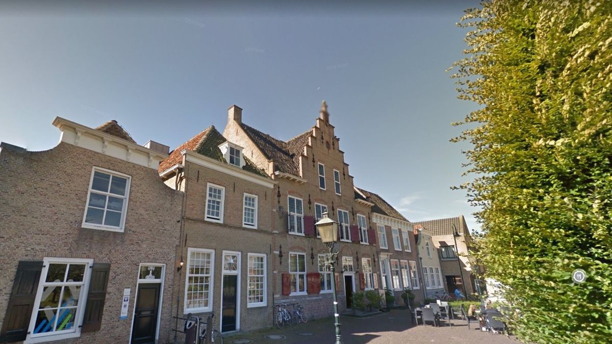 Zorgen over toekomst van oude raadhuizen op Tholen