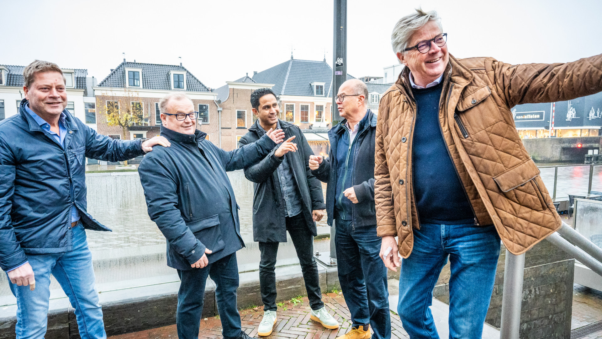 Het nieuwe stichtingsbestuur, dat in 2025 aantrad, met rechts voorzitter Winfried Ponsioen