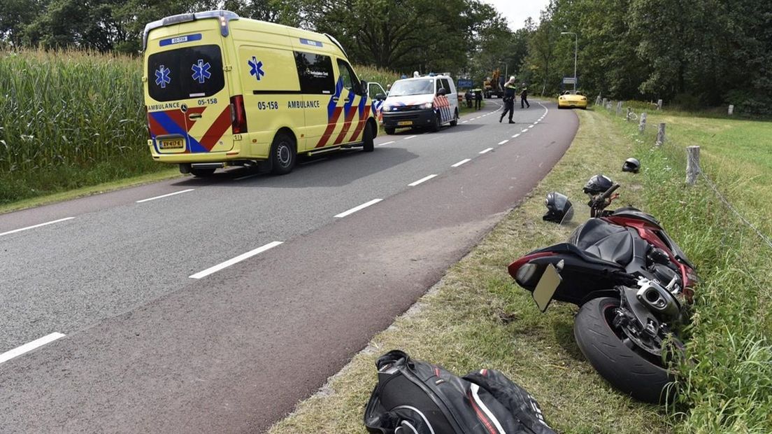 Motorrijder gewond bij botsing in Langeveen