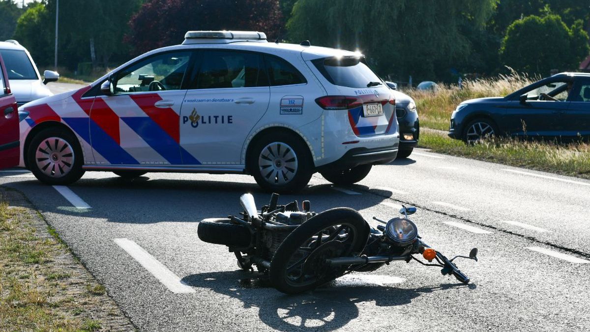 Motorrijder gewond na aanrijding in Den Ham