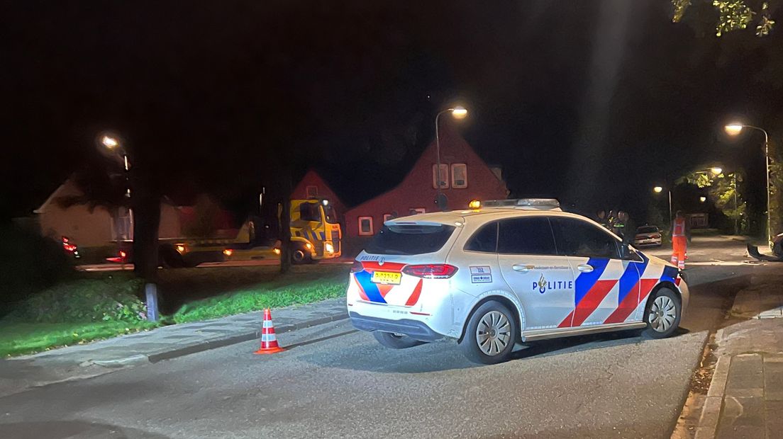 Politie op de plek van het ongeluk in Spijk