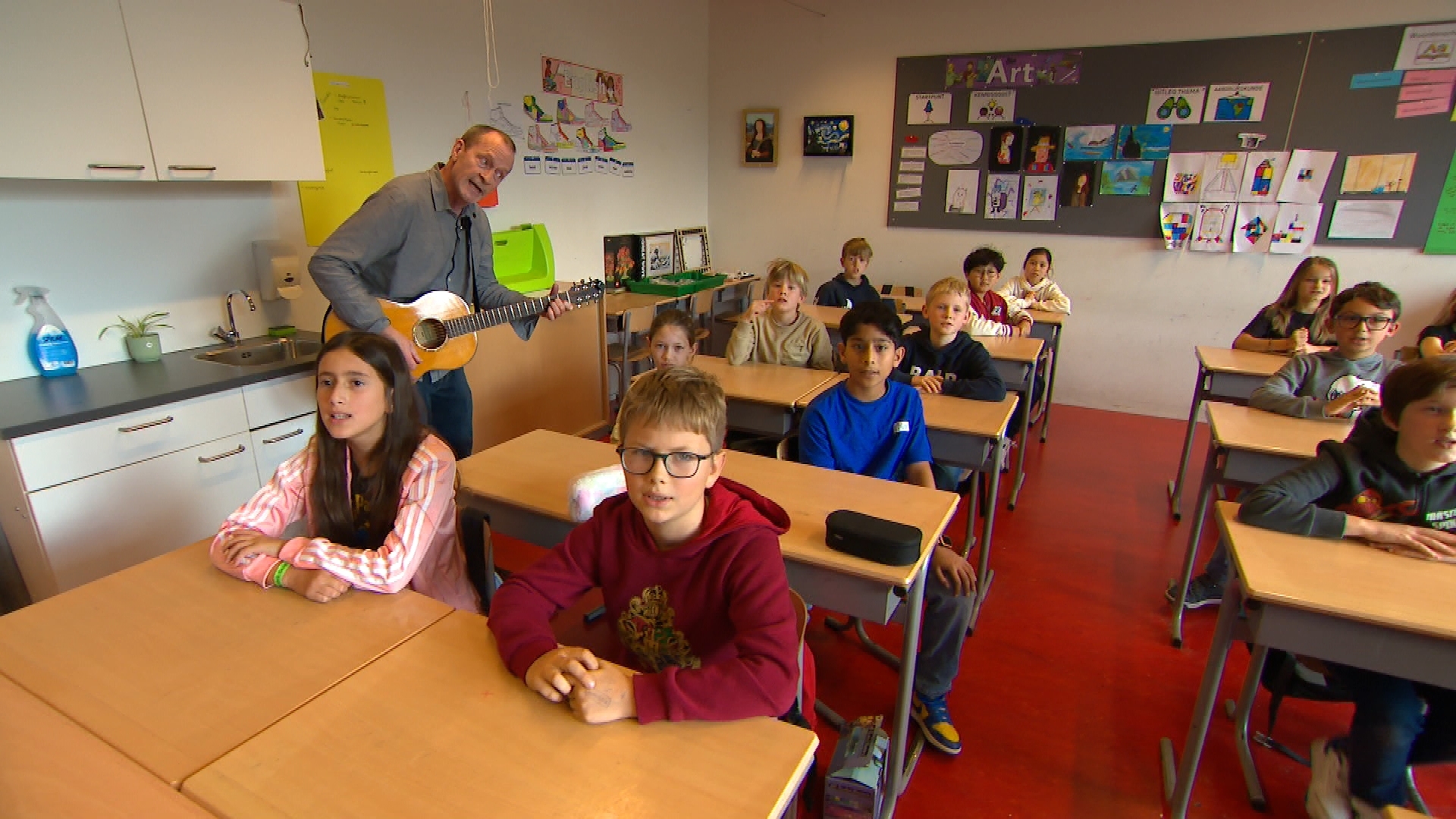 Groninger Schoolvereniging mag doorgaan met tweetalig onderwijs: 'Was best even spannend'