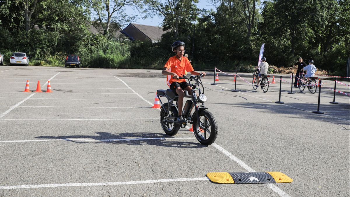 Straks op de fatbike naar de middelbare school? Leerlingen krijgen speciale lessen
