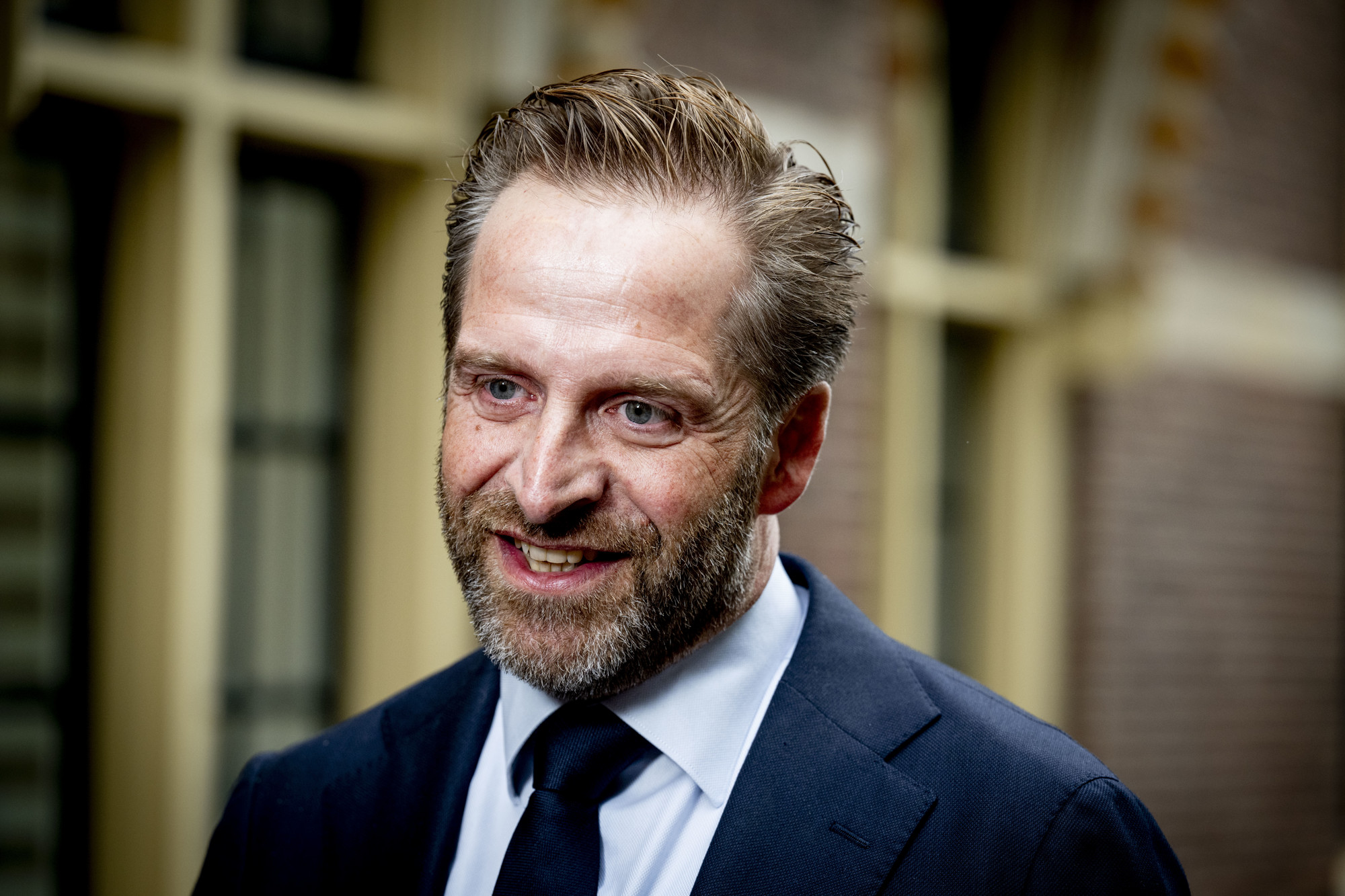 Hugo de Jonge wordt meermaals verhoord tijdens de parlementaire enquête over de coronacrisis