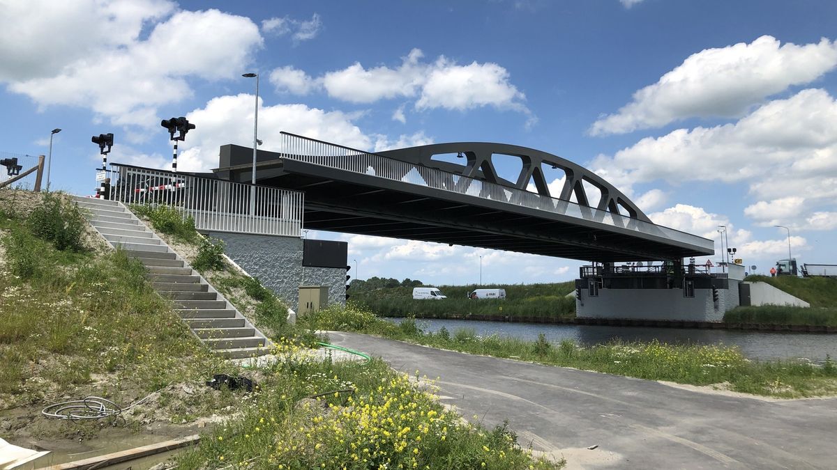 Opnieuw storing bij Tafelbrug Aduard