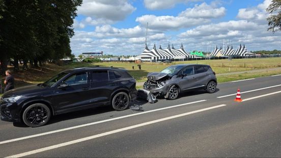 Kop-staartbotsing nabij feestterrein Huntenpop
