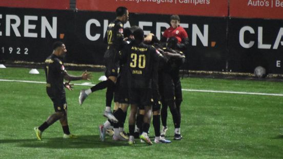 LIVE | Vitesse keert duel om, met 2-1 voor in Oss